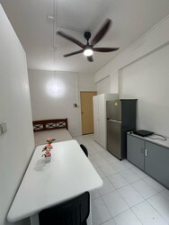 Sims Avenue (D14), Apartment #561525811